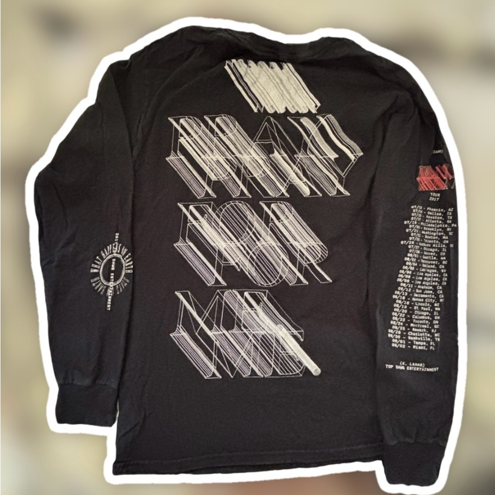 Kendrick Lamar DAMN tour shirt.